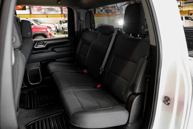 Used 2025 Chevrolet Silverado 2500 LT w/ Convenience Package AWD/4WD image 39