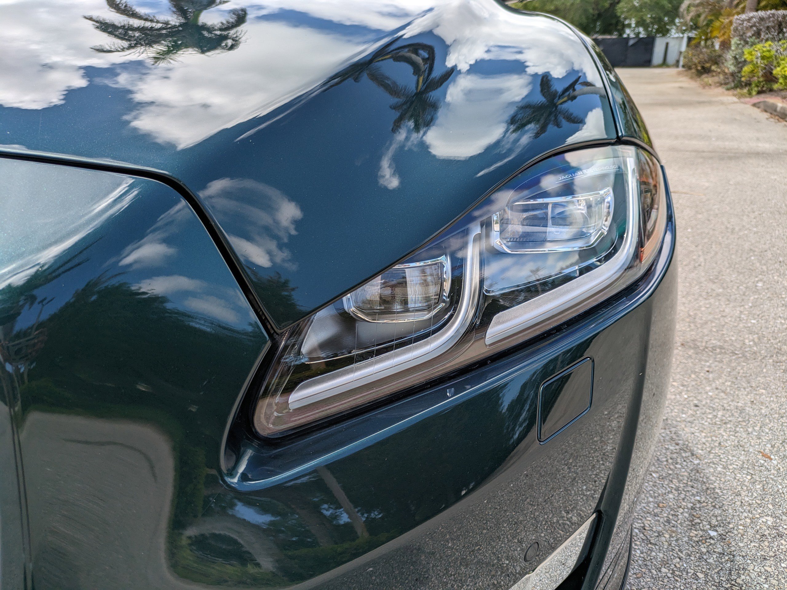 Used 2017 Jaguar XJ R-Sport image 10