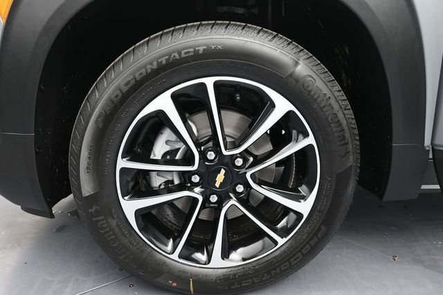 New 2026 Chevrolet TrailBlazer LT w/ Convenience Package FWD image 17