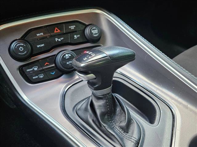 Used 2022 Dodge Challenger R/T w/ Blacktop Package image 12