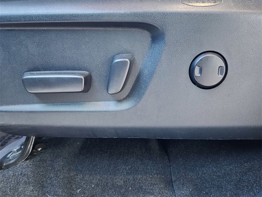 Used 2017 Toyota Tundra SR5 image 16