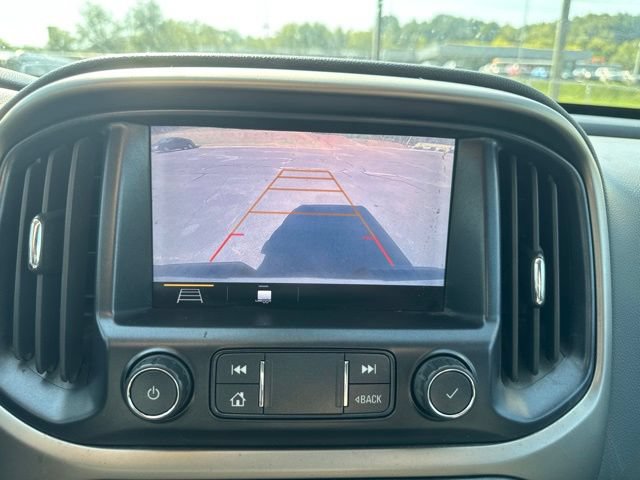 Used 2019 Chevrolet Colorado Z71 AWD/4WD image 17