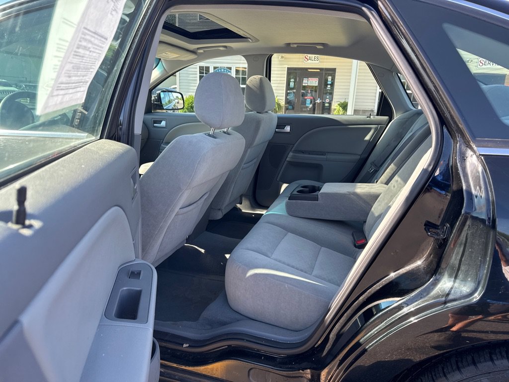 Used 2006 Ford Five Hundred SE AWD/4WD image 10