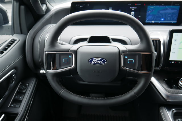 New 2027 Ford Expedition Platinum w/ Stealth Performance Package AWD/4WD image 19