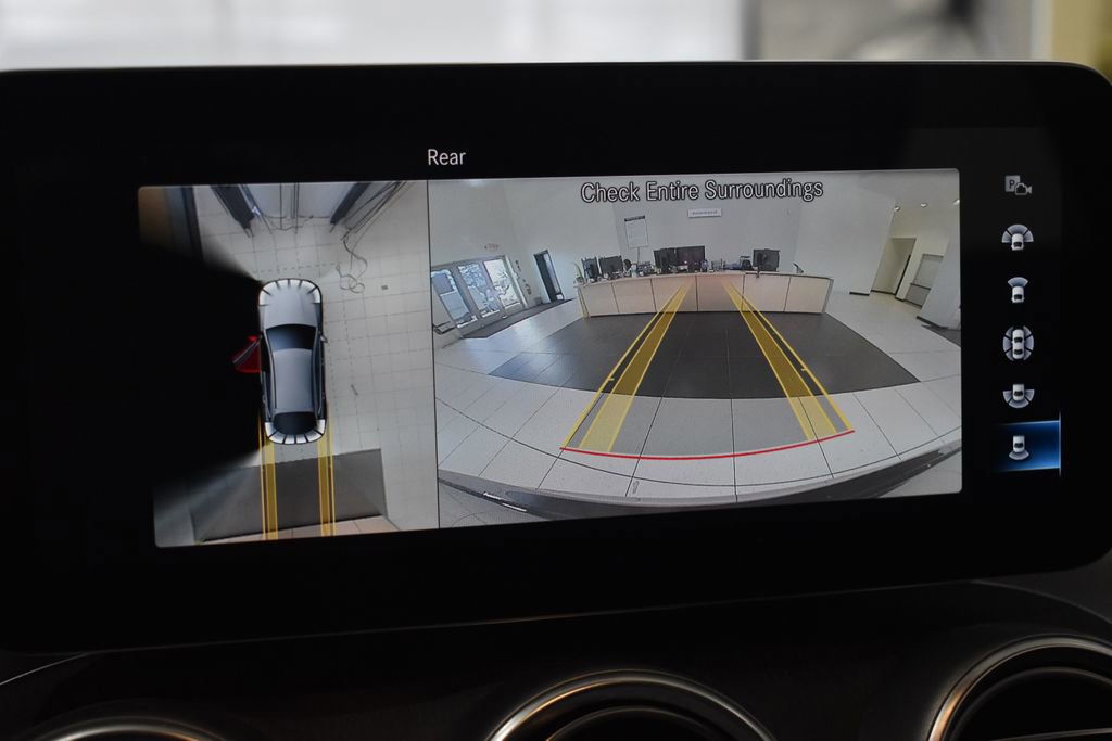 Used 2022 Mercedes-Benz GLC 300 4MATIC Coupe image 47