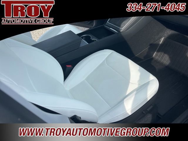 Used 2026 Tesla Model Y 2WD image 24