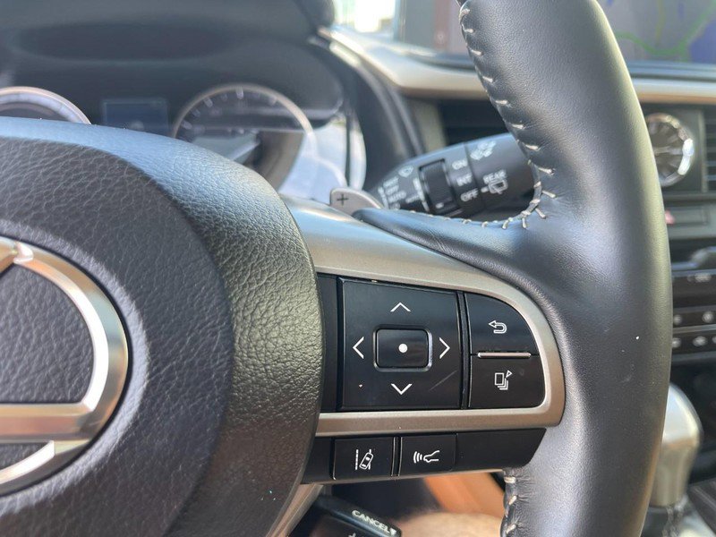 Used 2022 Lexus RX 450h AWD w/ Luxury Package image 30