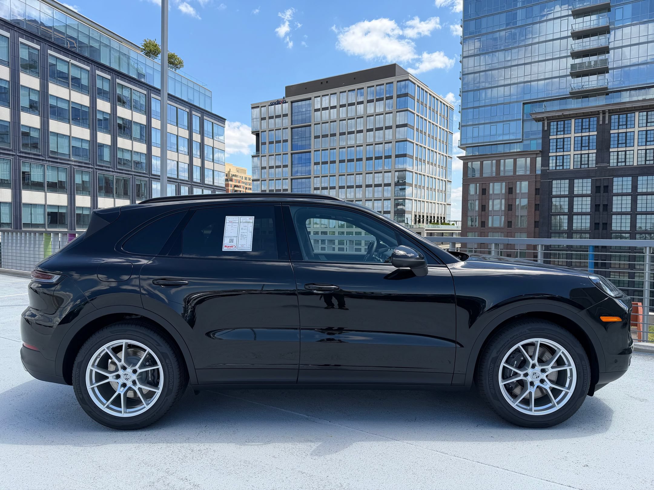 Used 2026 Porsche Cayenne AWD/4WD image 8