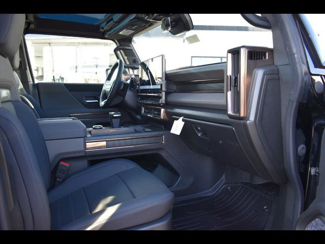 New 2025 GMC Hummer EV 3X w/ LPO, Cargo Utility Package image 5