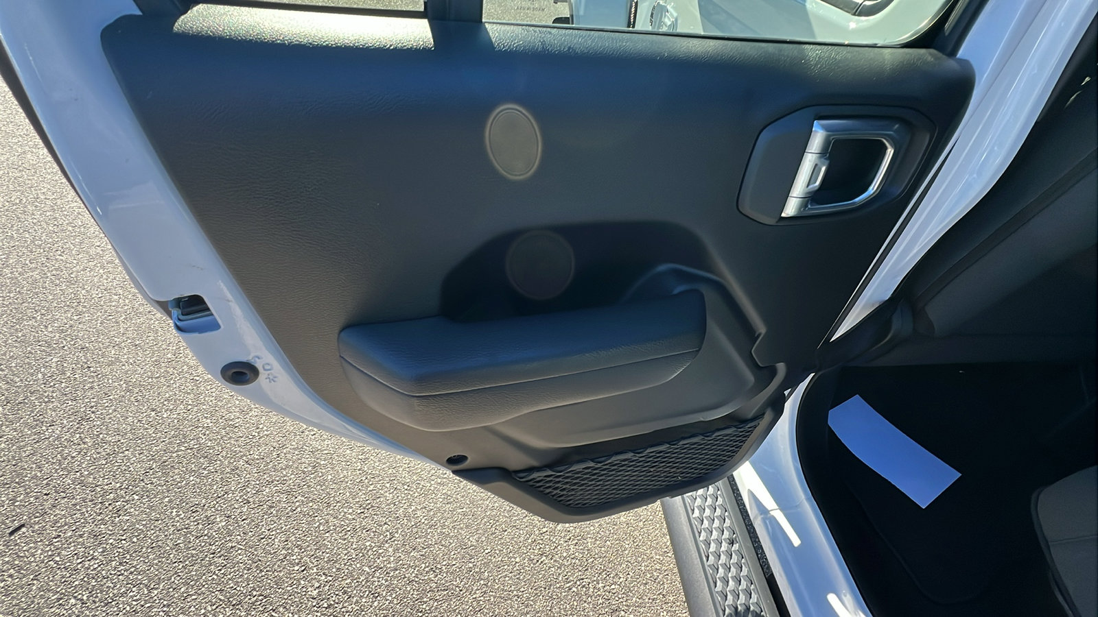 Used 2024 Jeep Gladiator Sport image 23