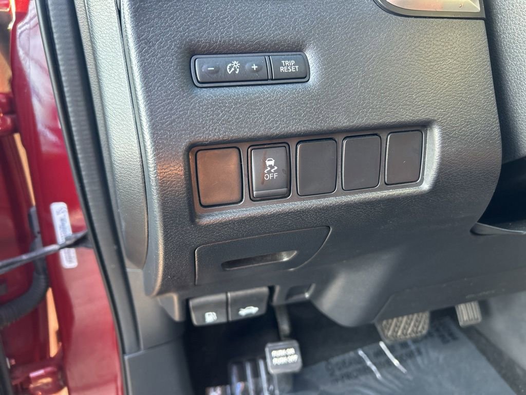 Used 2018 Nissan Murano SV image 35