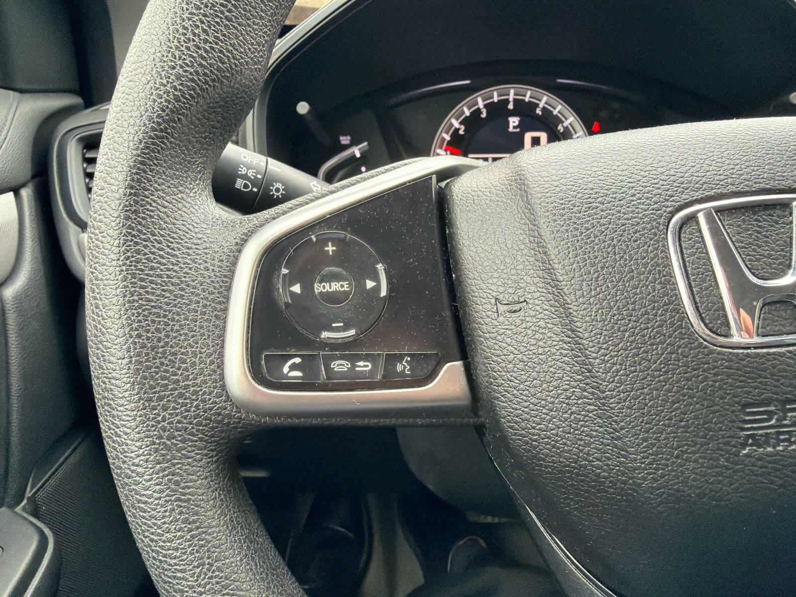 Used 2018 Honda CR-V LX image 13