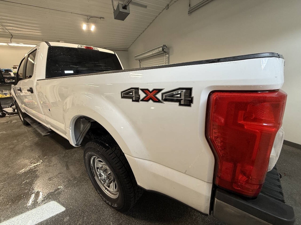 Used 2022 Ford F350 XL w/ Power Equipment Group AWD/4WD image 6