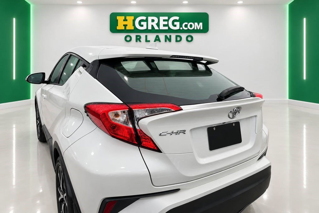 Used 2021 Toyota C-HR XLE FWD image 8