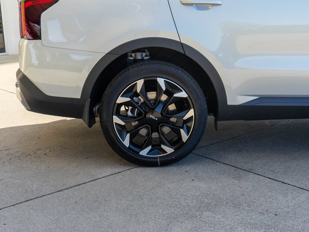 New 2026 Kia Sorento EX AWD/4WD image 32