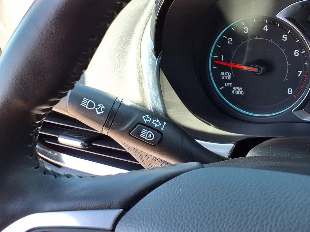 Used 2022 Chevrolet Traverse RS image 23