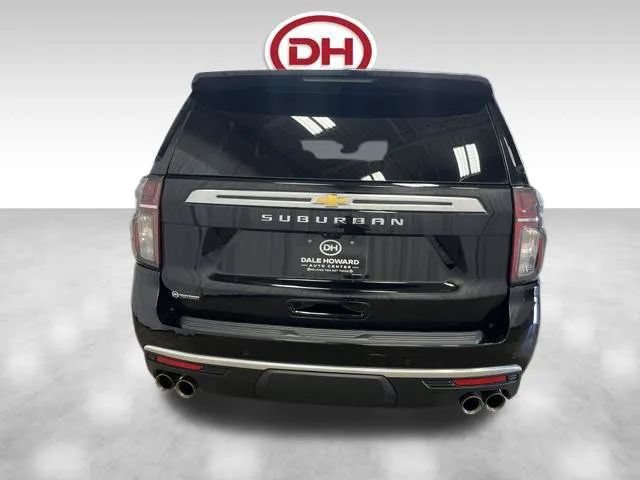 Used 2023 Chevrolet Suburban High Country AWD/4WD image 10