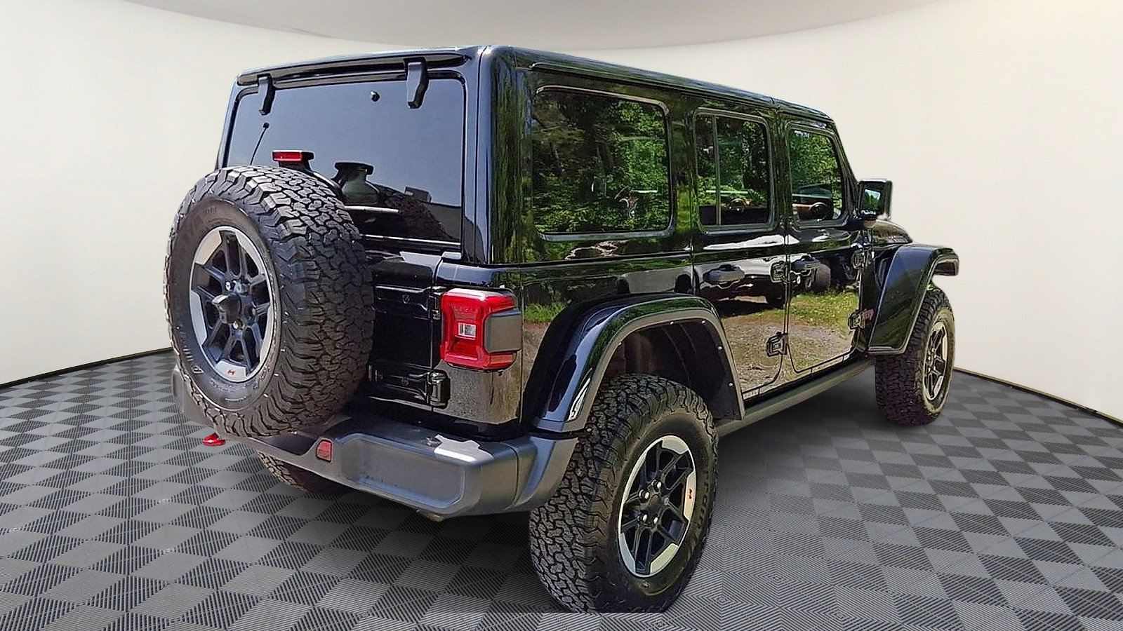 Used 2022 Jeep Wrangler Unlimited Rubicon w/ LED Lighting Group AWD/4WD image 8