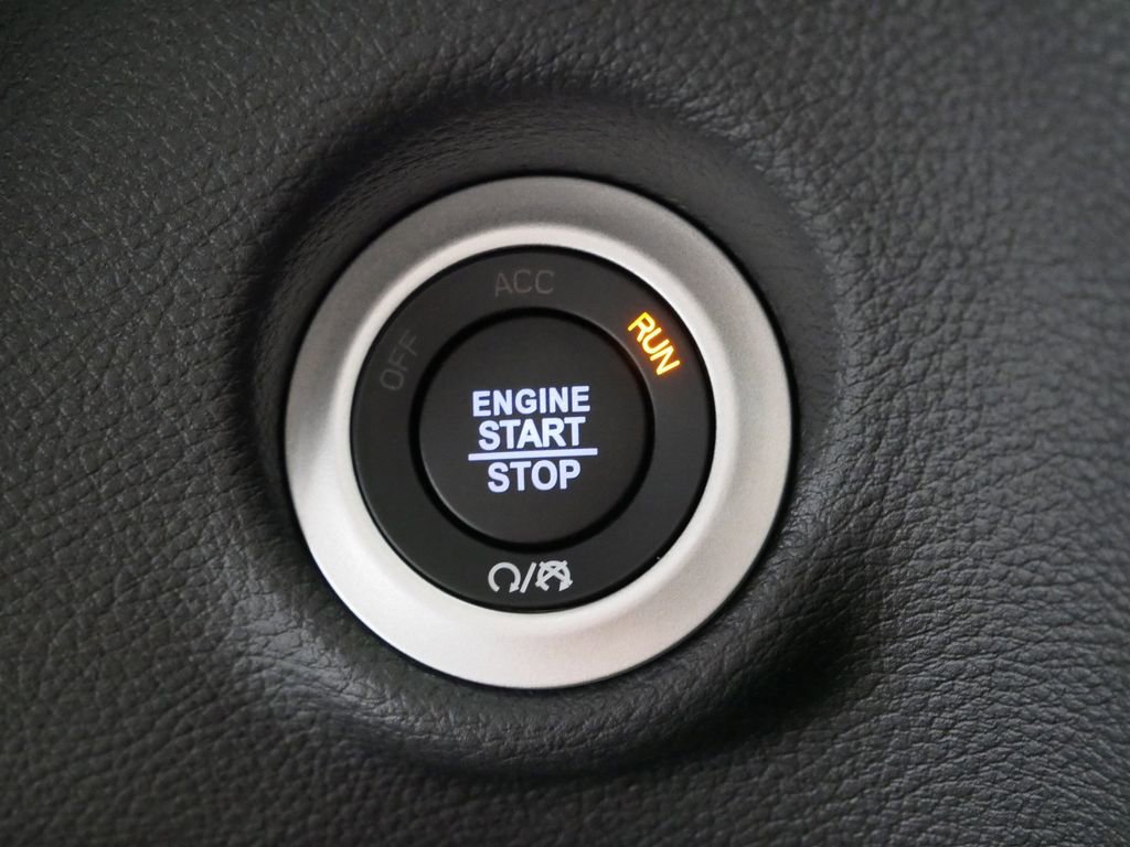 New 2026 Chrysler Pacifica Limited w/ S Appearance Package image 37