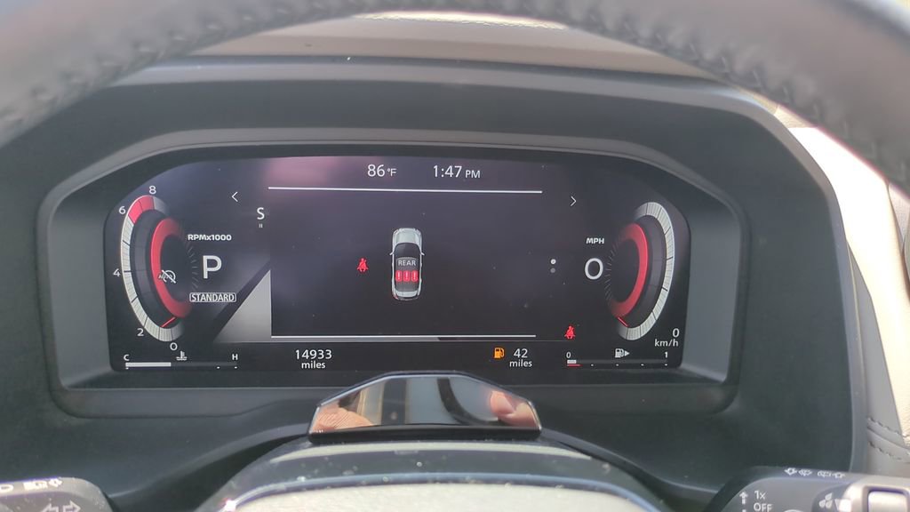 Used 2025 Nissan Rogue SL w/ Tech Package image 21