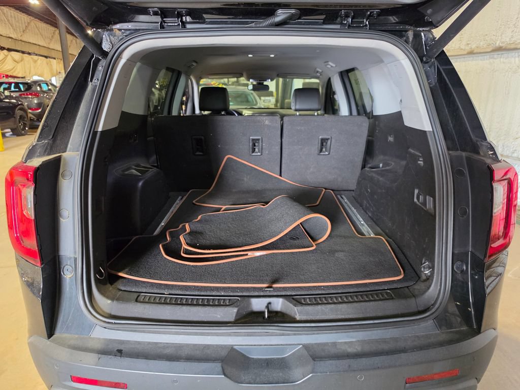 Used 2020 GMC Acadia AT4 AWD/4WD image 8