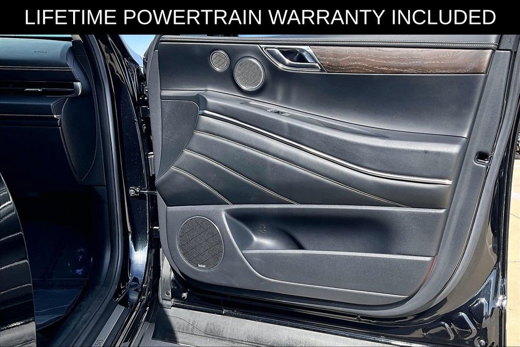 Used 2022 Genesis GV80 2.5T w/ Advanced Package 03 image 24