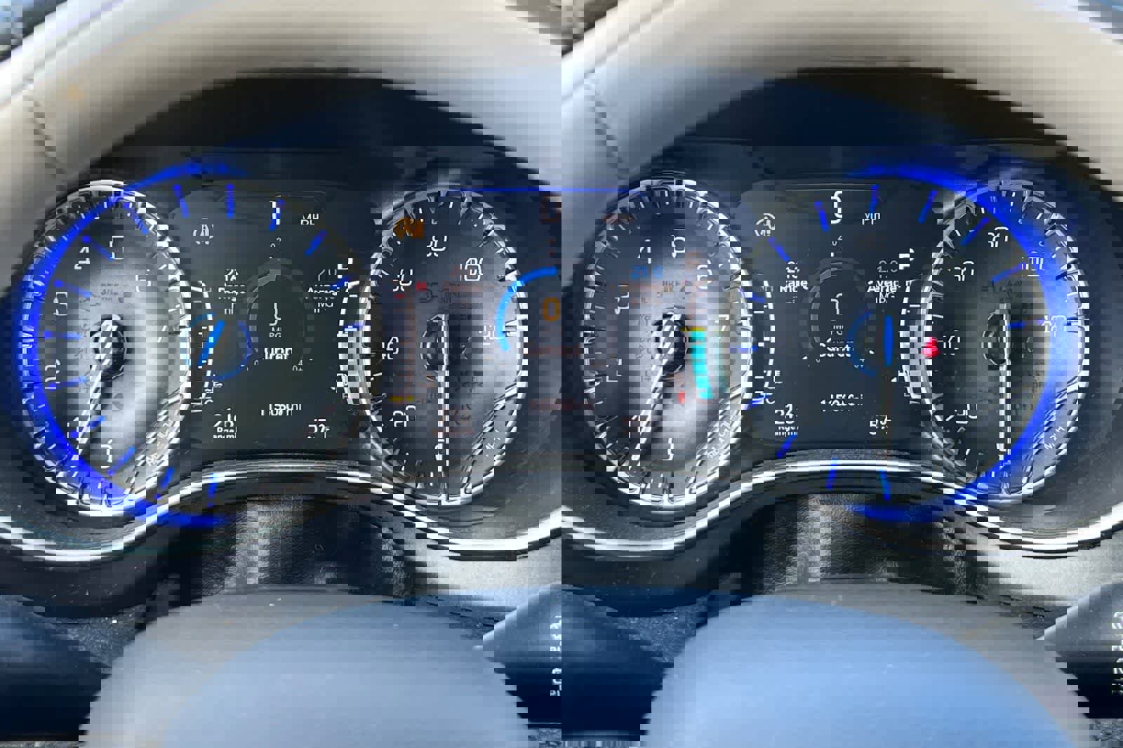 Used 2020 Chrysler Pacifica Limited FWD image 28