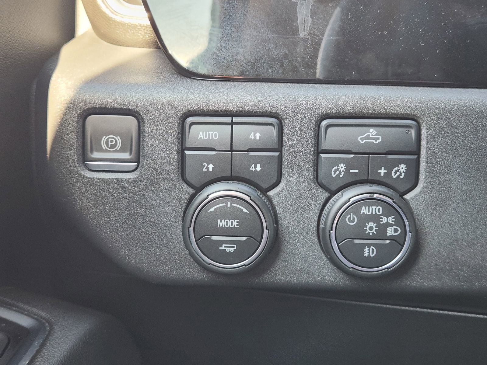 Used 2022 Chevrolet Silverado 1500 LT Trail Boss w/ Protection Package image 23