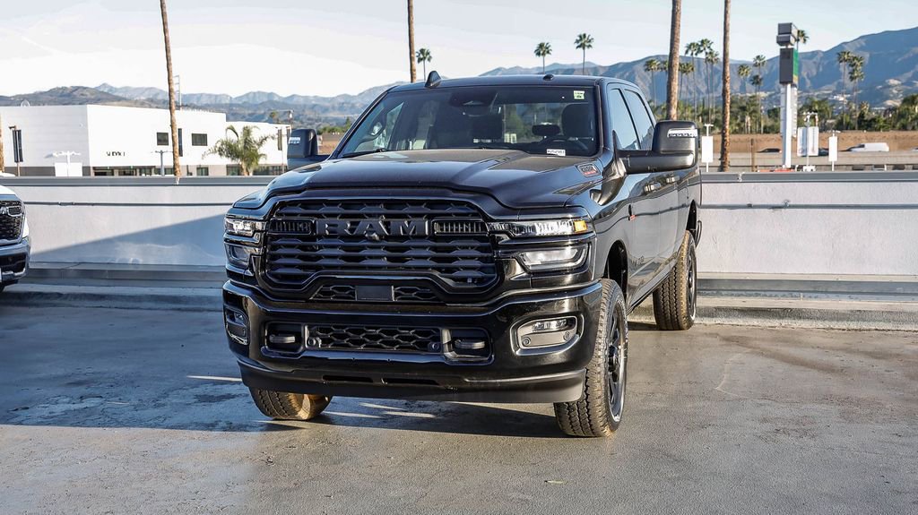 New 2026 RAM 2500 Big Horn AWD/4WD image 4