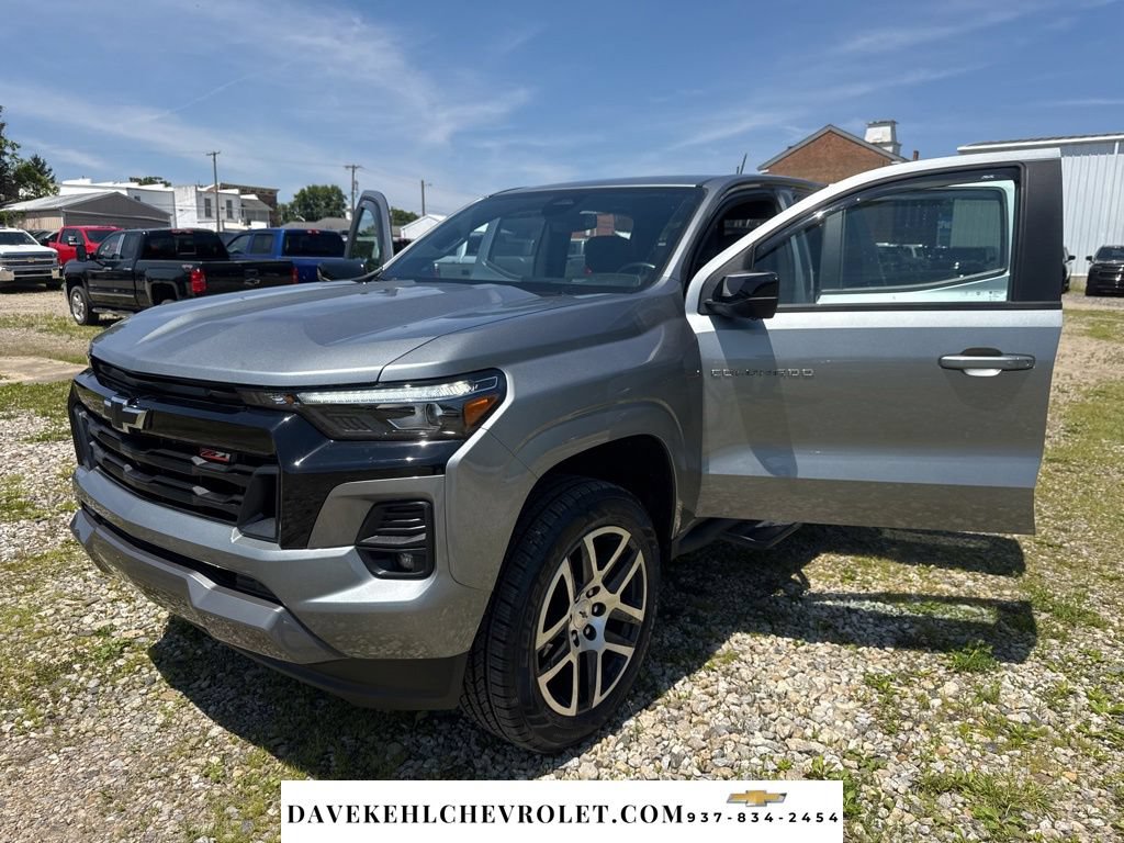 Used 2023 Chevrolet Colorado Z71 w/ Z71 Convenience Package 2 AWD/4WD image 32