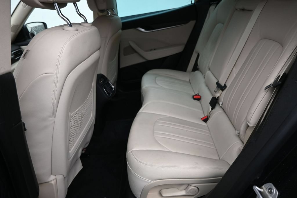 Used 2019 Maserati Levante AWD/4WD image 13