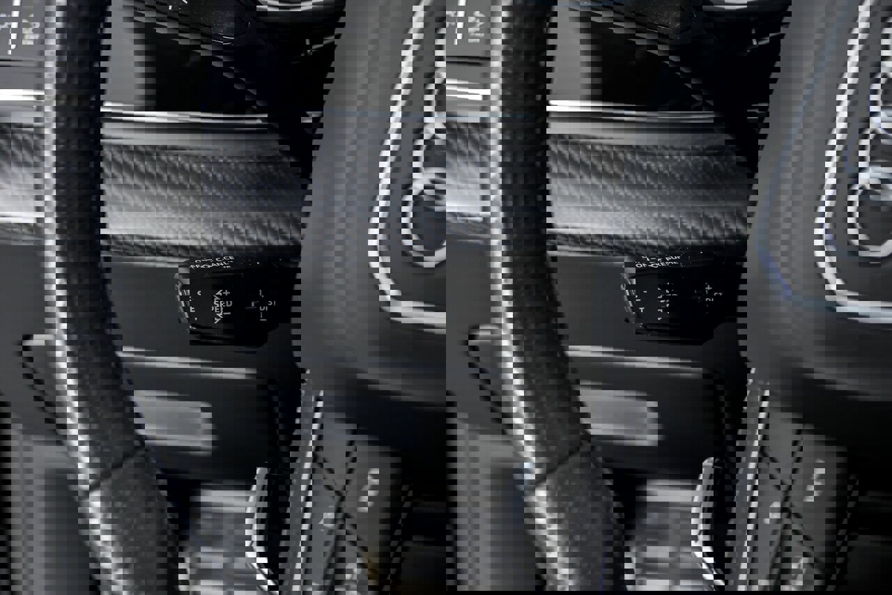 Used 2022 Audi RS Q8 image 32