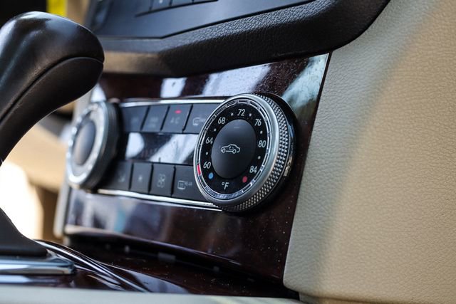 Used 2009 Mercedes-Benz C 350 Sport image 30