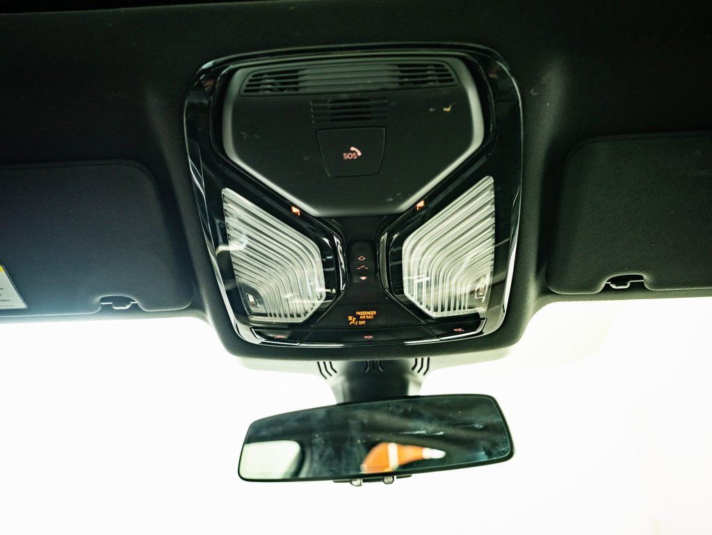 Used 2023 BMW 540i xDrive w/ Executive Package image 42