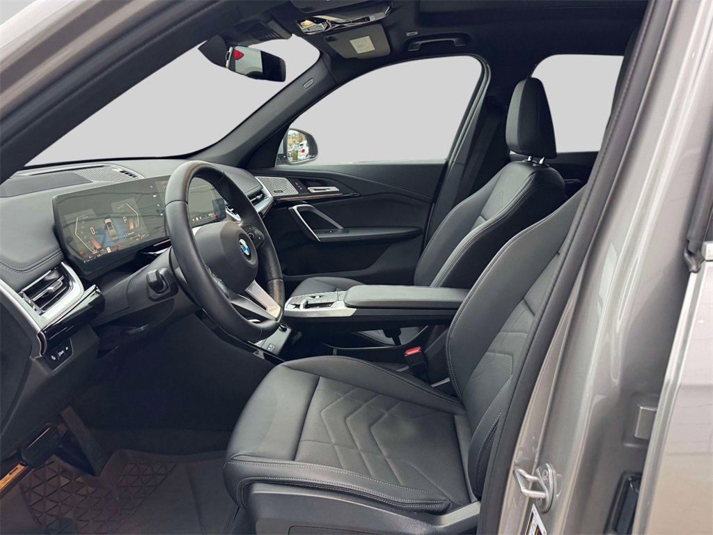Certified 2025 BMW X1 xDrive28i w/ Premium Package image 11
