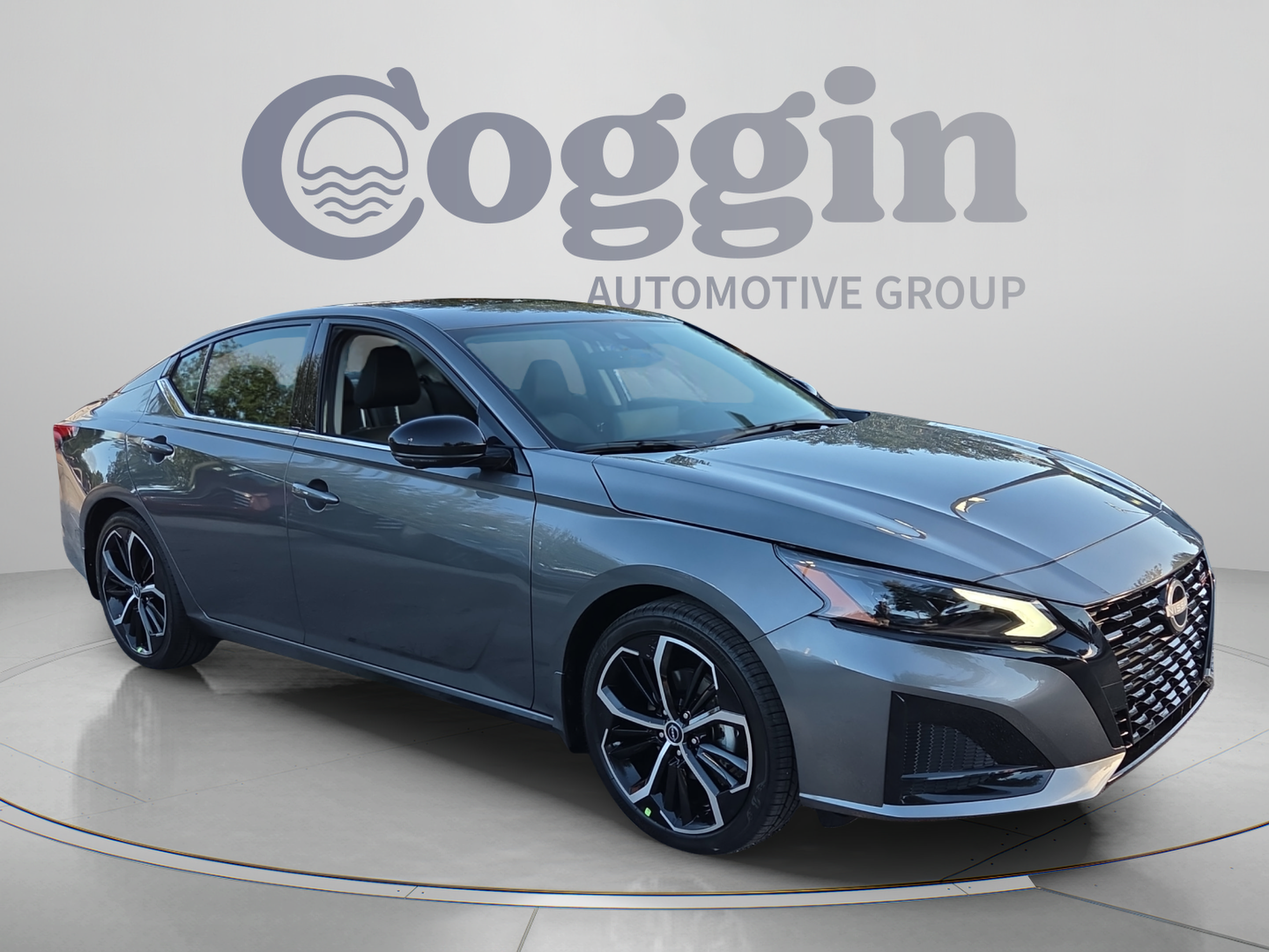 New 2026 Nissan Altima 2.5 SR w/ SR Premium Package FWD image 7