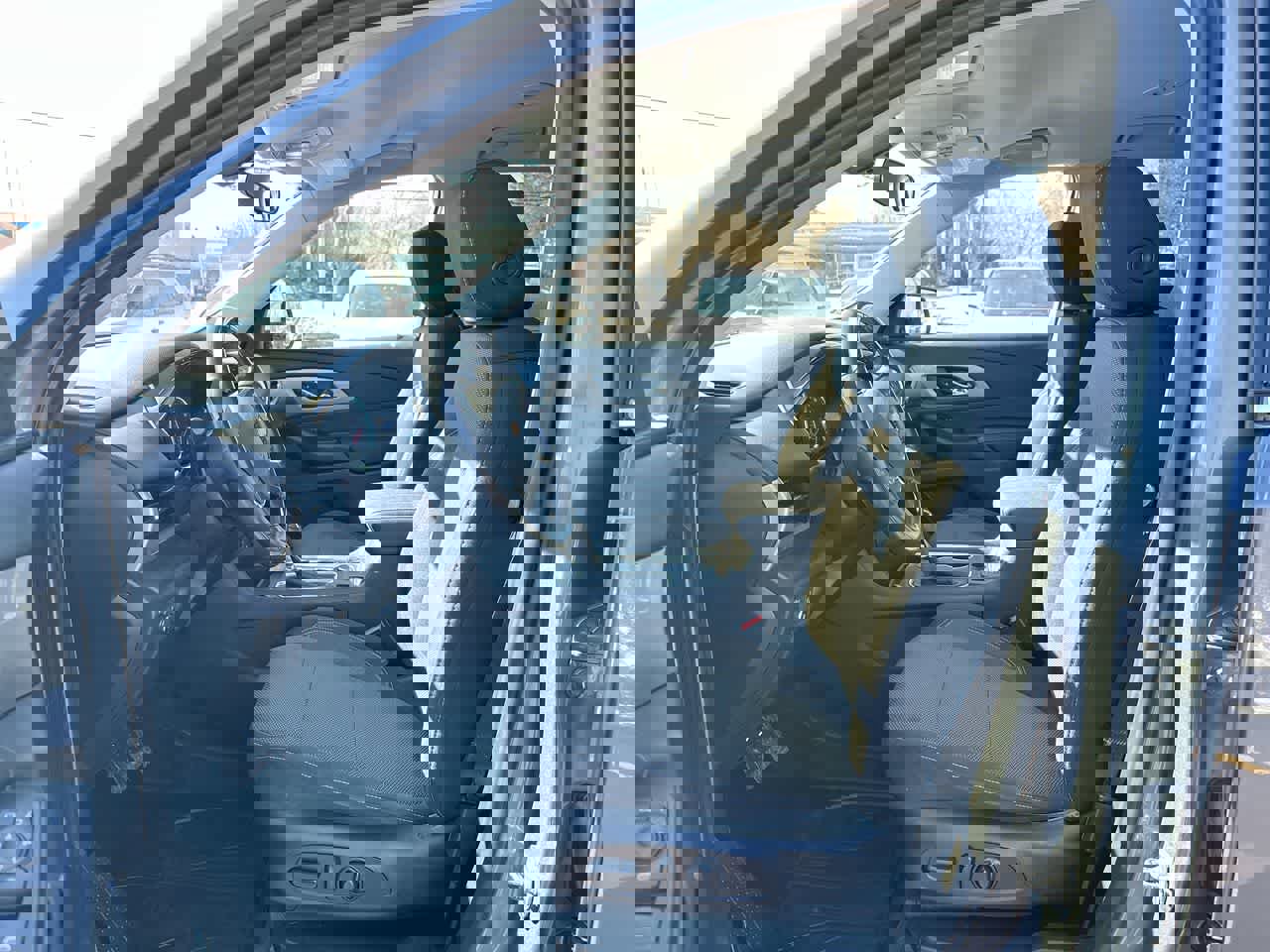 Used 2019 Chevrolet Traverse LT image 21