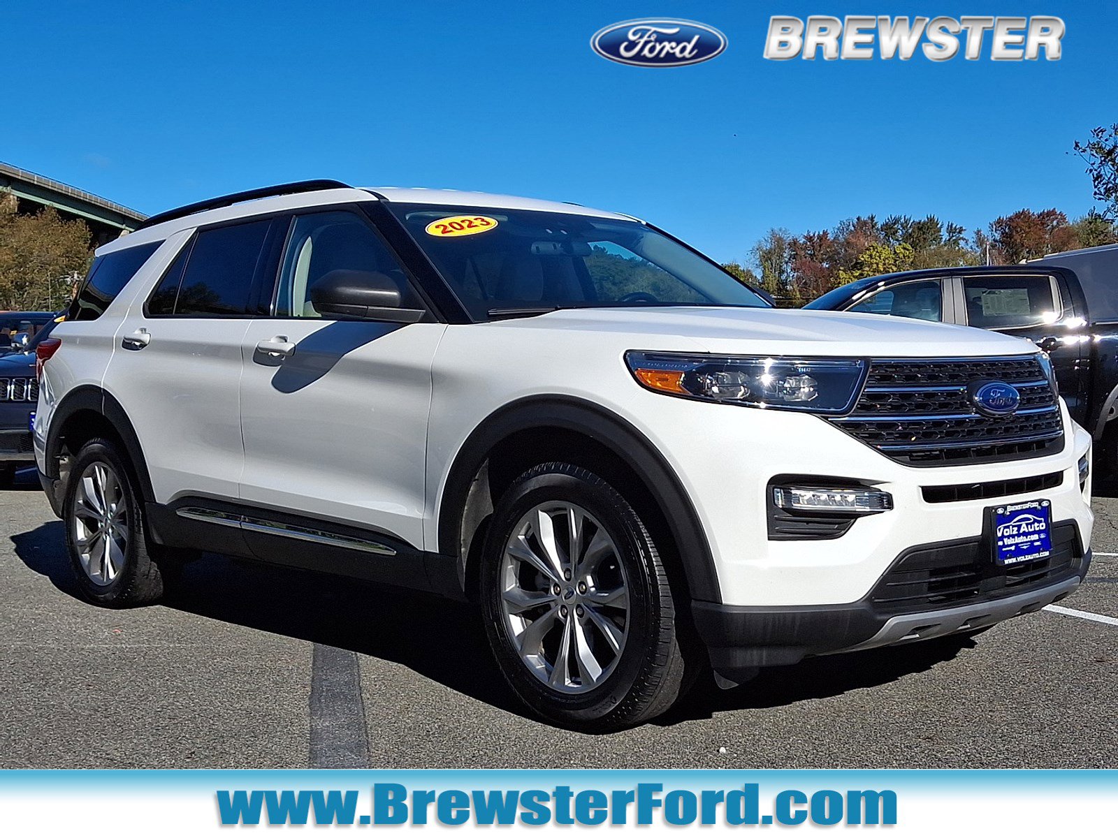 Certified 2023 Ford Explorer XLT w/ Equipment Group 202A