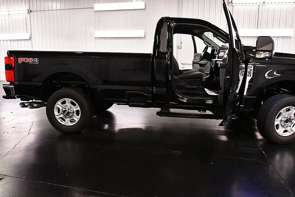 New 2026 Ford F350 XLT w/ 360-Degree Camera Package AWD/4WD image 30