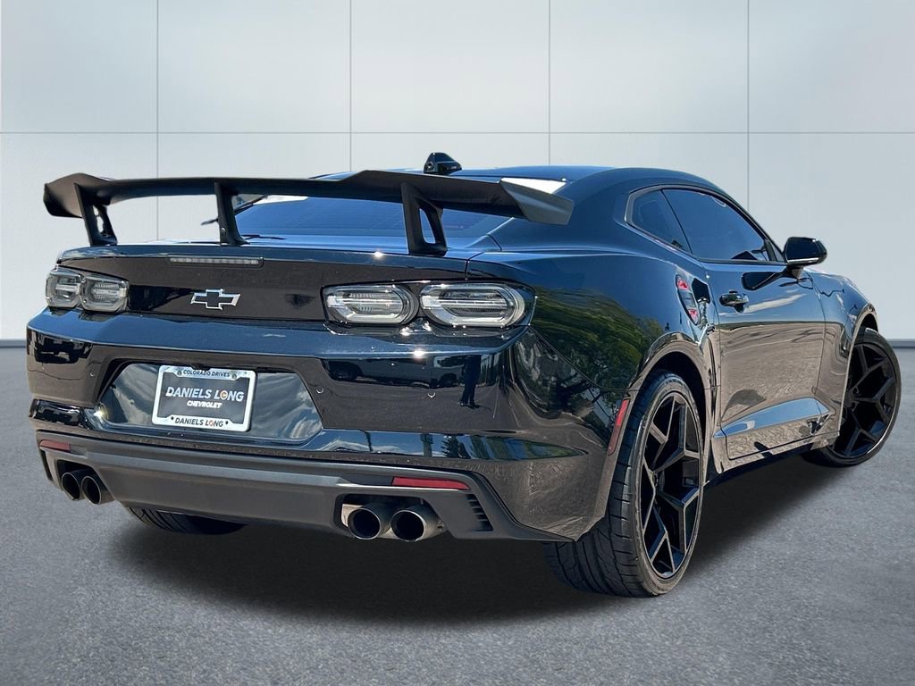 Used 2021 Chevrolet Camaro SS RWD image 2