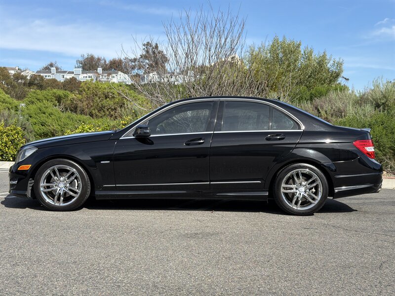 Used 2012 Mercedes-Benz C 250 Sedan image 4