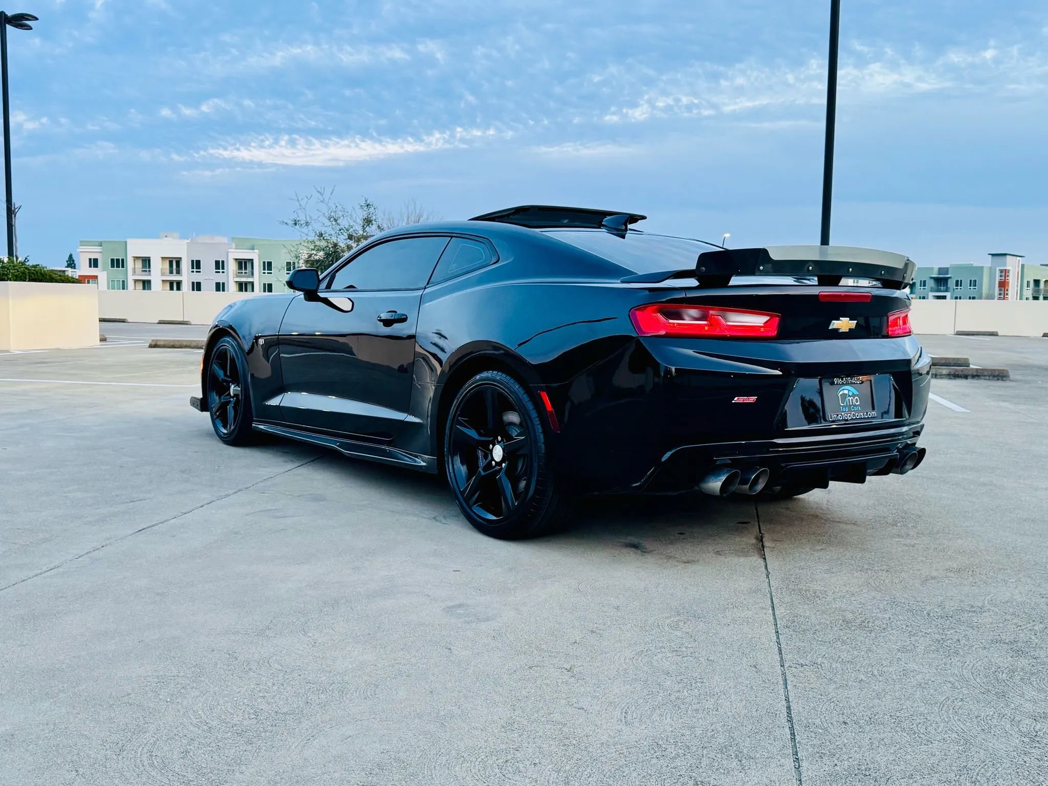 Used 2017 Chevrolet Camaro SS image 6