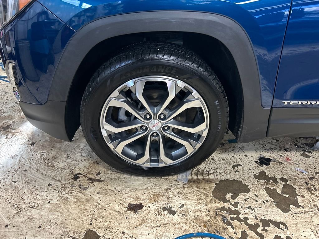 Used 2020 GMC Terrain SLT w/ Preferred Package image 11