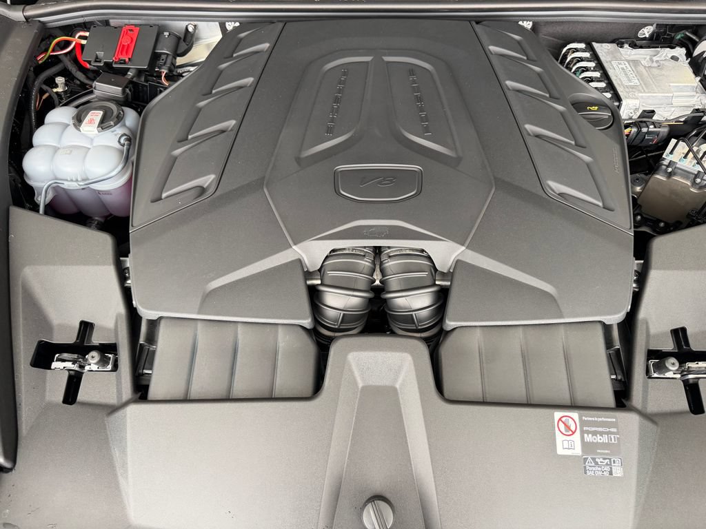 New 2026 Porsche Cayenne S AWD/4WD image 28