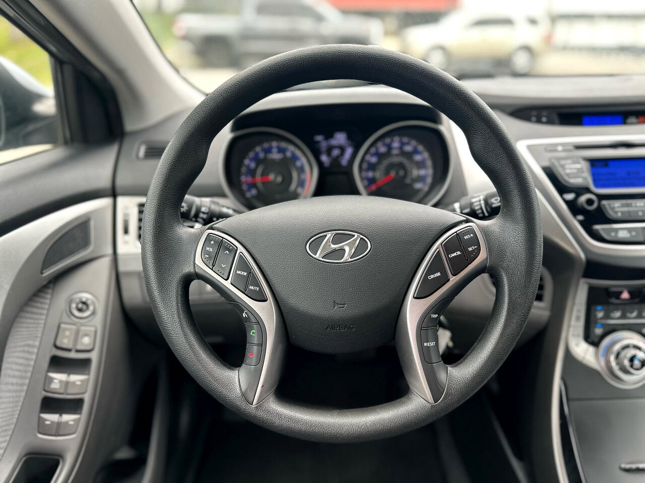 Used 2013 Hyundai Elantra GLS w/ Preferred Pkg image 17