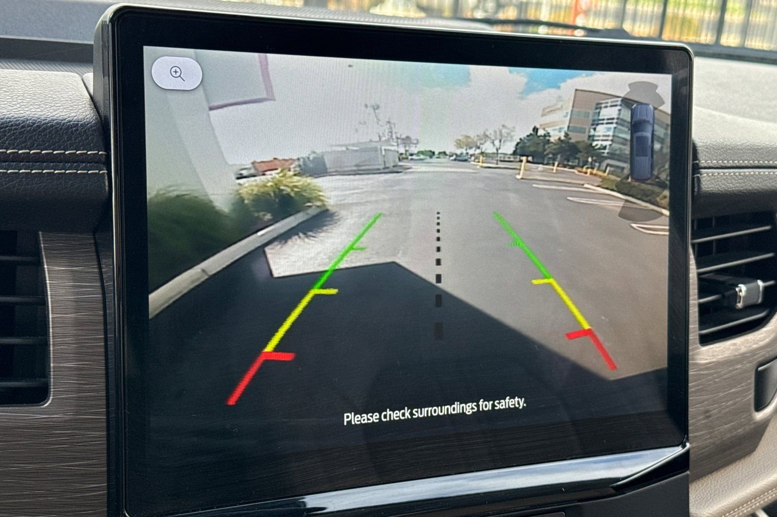 Used 2024 Ford Expedition Limited image 28