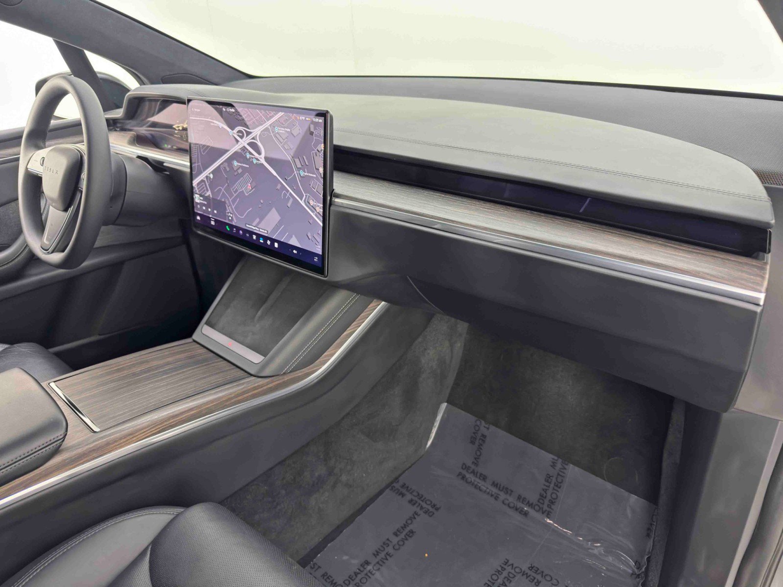 Used 2023 Tesla Model X image 14