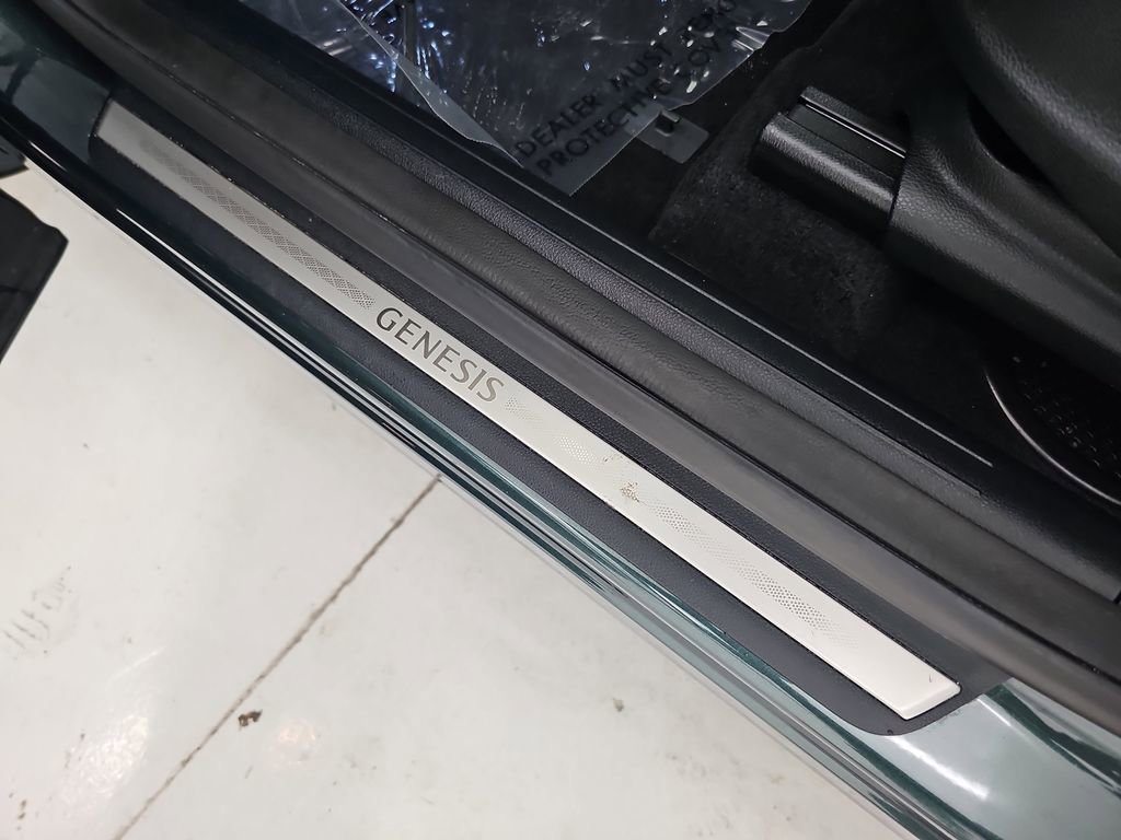 Used 2023 Genesis GV70 2.5T w/ Select Package image 47