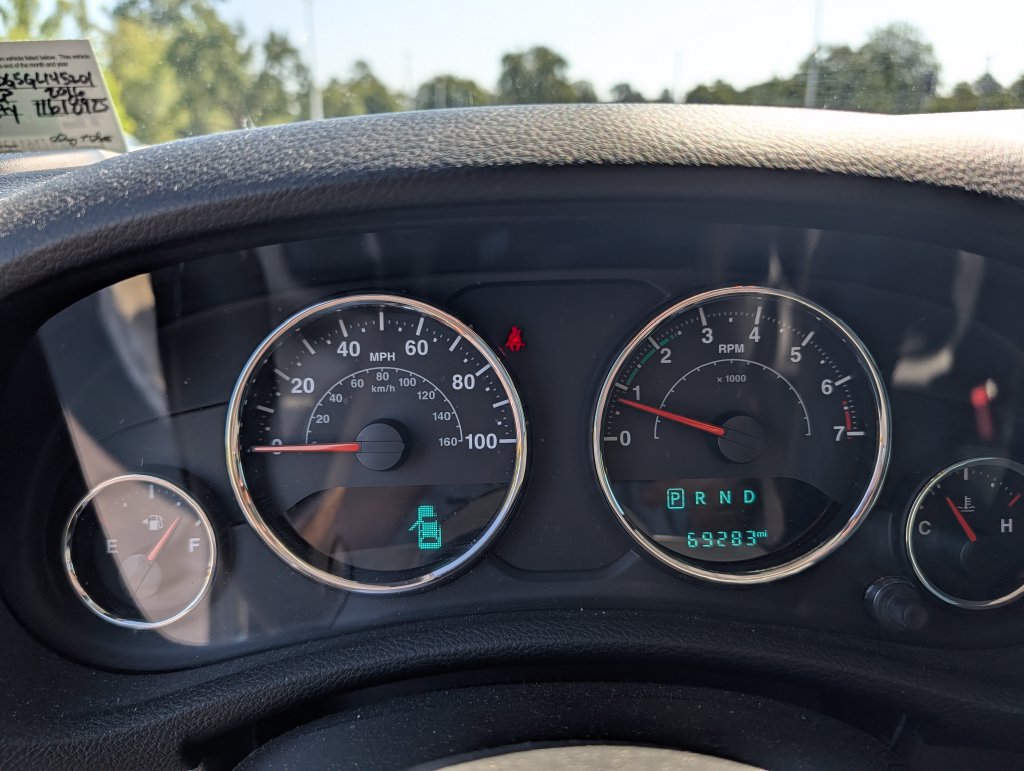 Used 2016 Jeep Wrangler Unlimited Sport AWD/4WD image 11