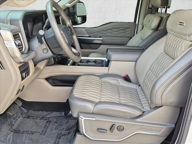 Used 2025 Ford F250 Platinum w/ Platinum Plus Package AWD/4WD image 16